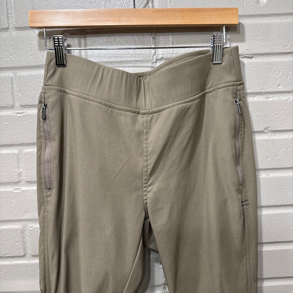 Toad&Co Flextime Moto Crop Pant Womens Taupe Brown 8 Tech Stretch Hiking Travel - Picture 2 of 9